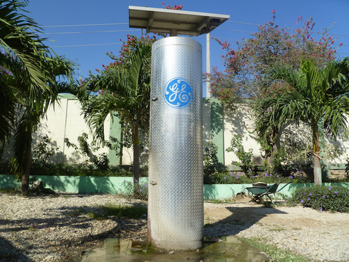 So sieht die Sunspring Trinkwasseranlage aus, die den Schülern sauberes Wasser liefern soll.